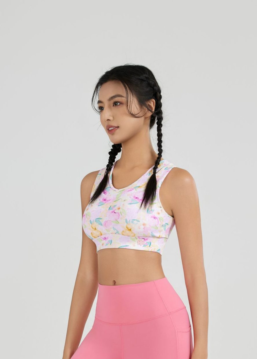 IMG_2366-scaled-e1741599992648.jpg New Fashion UTPALA Multicolor V-Neck Workout Bra High Support | Yoga | Gym - B23P0001 - Image 1